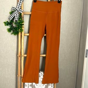 Lululemon Groove Flare legging size 6 **hemmed to 28”